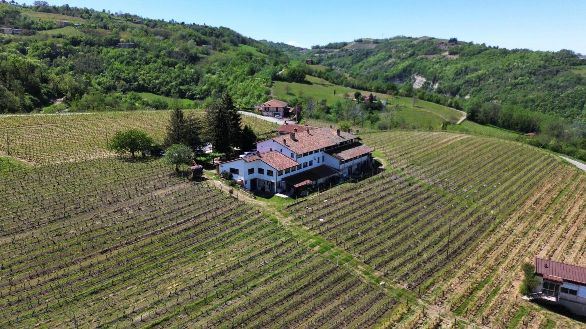 Agriturismo Rupestr Canelli Eksteriør bilde