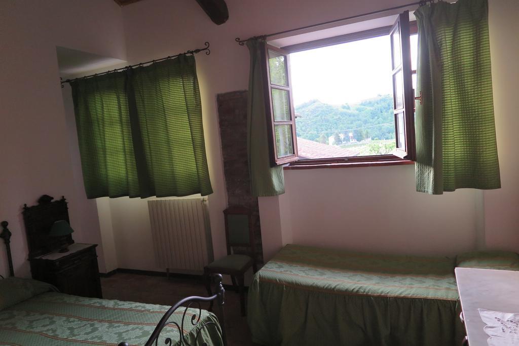 Agriturismo Rupestr Canelli Rom bilde